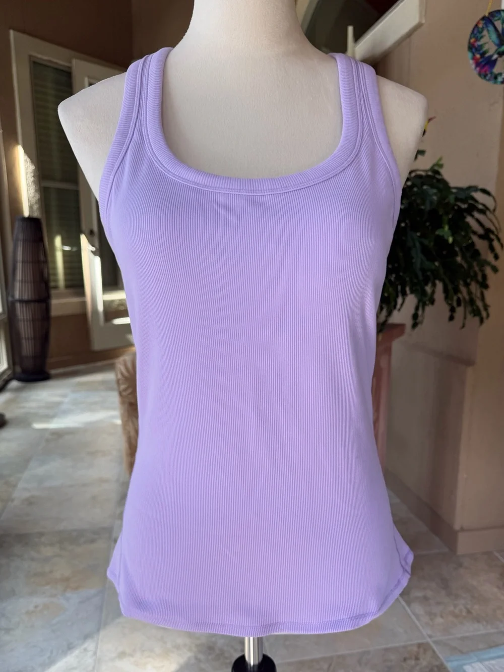 ALO Yoga Women's Ribbed Scoop Neck Tank Top, size L.